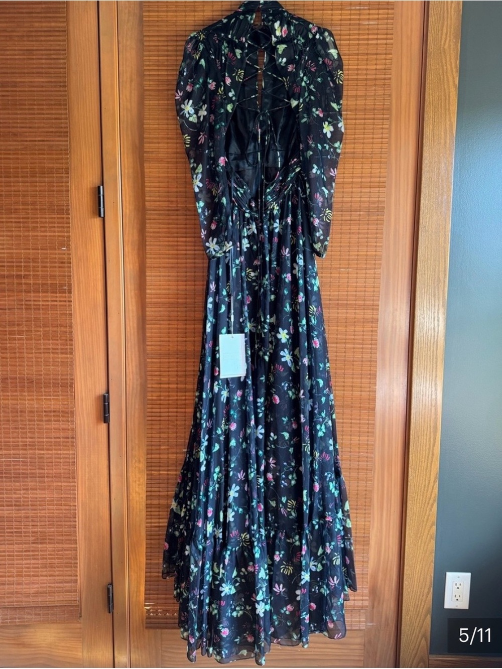 Mac Duggal Black Floral Sheer Long-Sleeve Keyhole Maxi Dress Size 2 Style 67942 - Picture 5 of 11